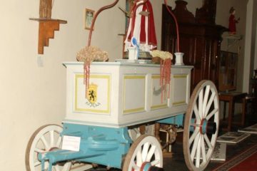 Char St Barthélemy, datant du XVIIe siècle, dans l'église de Bousval