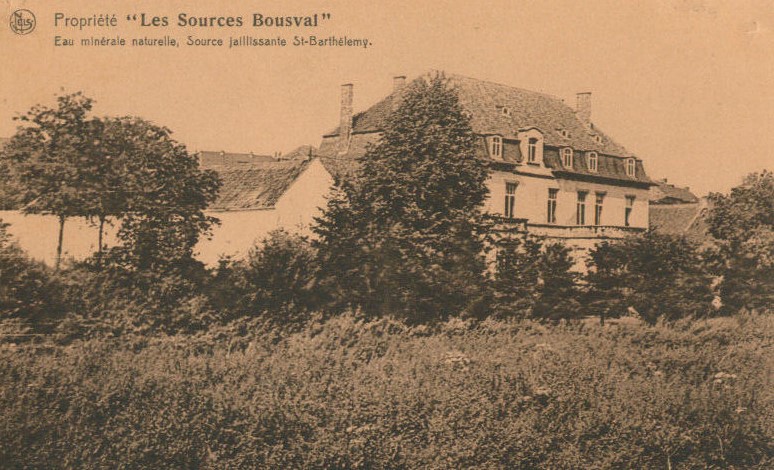 Propriété des Sources de Bousval : façade avant de la bâtisse (vers 1930)