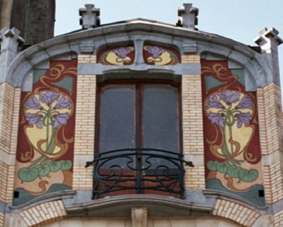 Exemple de sgraffite sur une maison Art Nouveau