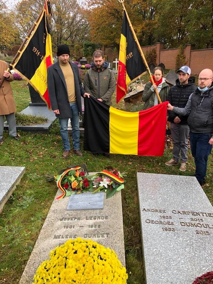 Cérémonie pose d'une plaque commémorative sur la tombe des époux Legros-Durlet