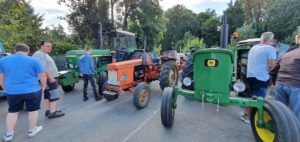Saint-Barthélemy 2022 : rassemblement de vieux tracteurs